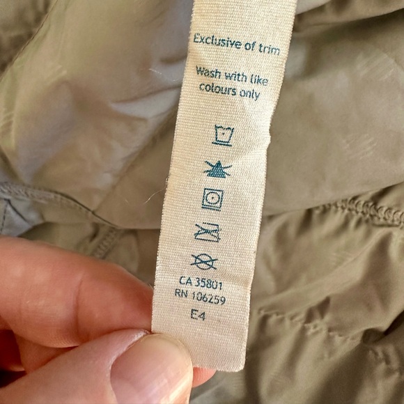 Lulelemon Athletica Grey Goose Down Zip-up Jacket w/ Hood & Ruffle. Size 6 🩶 - Picture 15 of 16